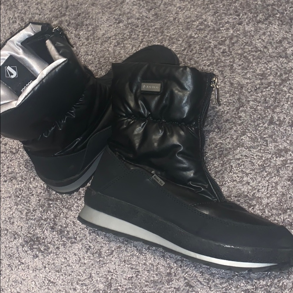 Soujourn weather proof boots